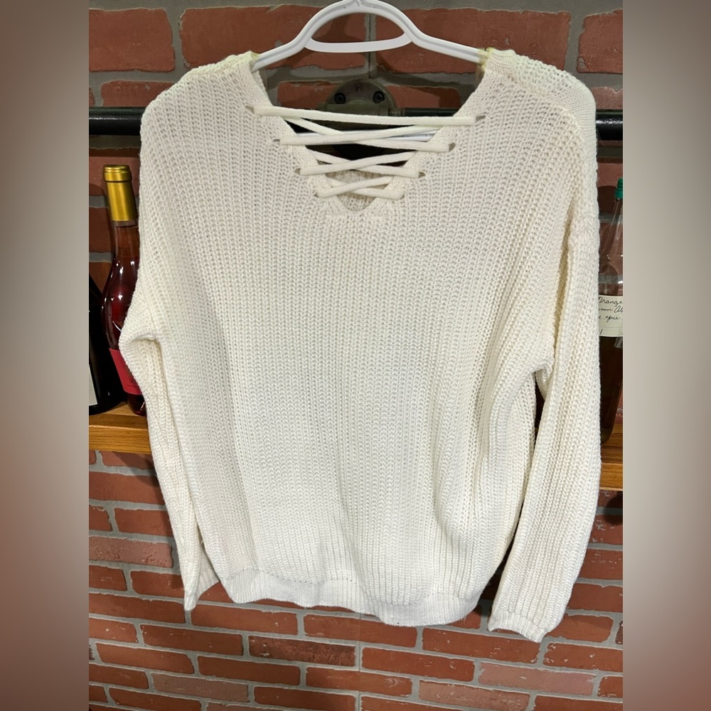 Sweater - Picture 2 of 3